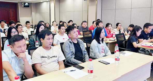 齊心協(xié)力謀發(fā)展，砥礪前行啟新篇——微視光電月度經(jīng)營分析會(huì)圓滿落幕！