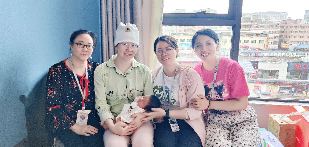 深圳微視：以愛(ài)之名，慰問(wèn)生育女職工
